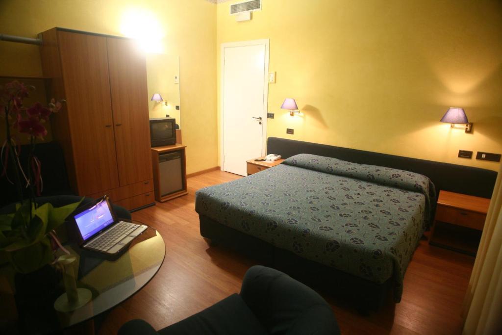 Hotel Victoria Porto San Giorgio Rom bilde