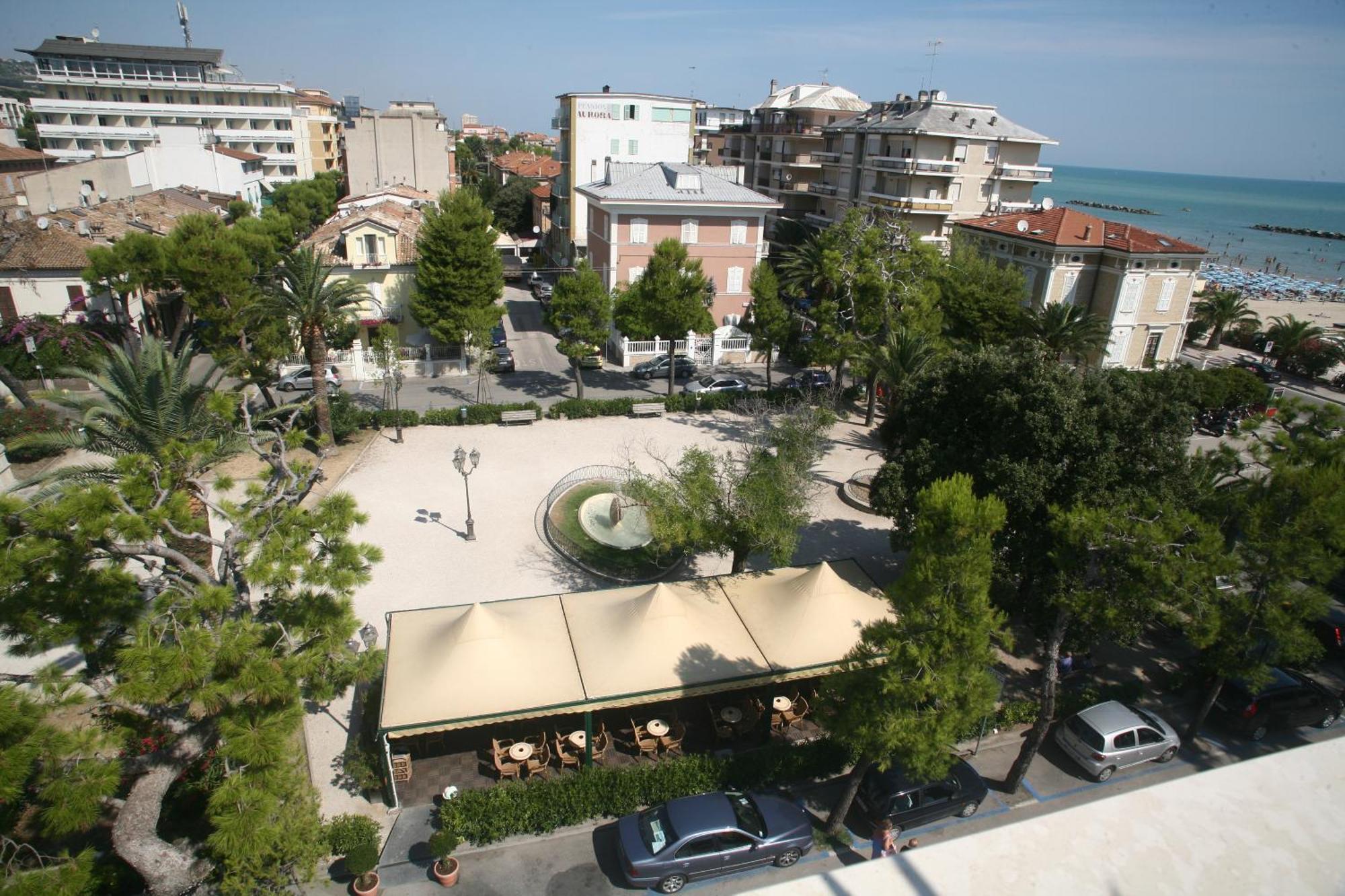 Hotel Victoria Porto San Giorgio Eksteriør bilde